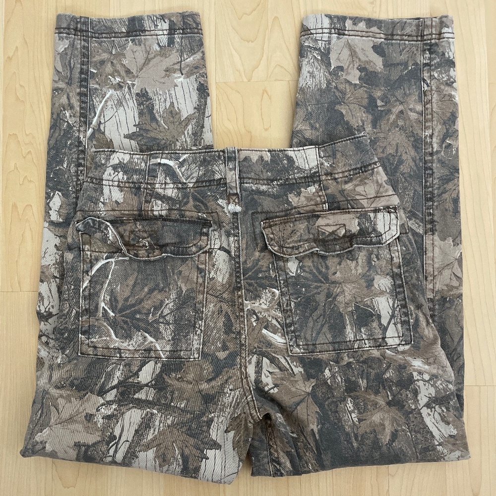 Hollister - Cargo Style Jeans - Picture 2 of 5